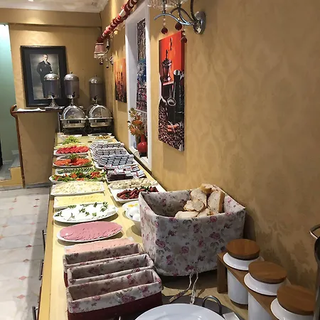 The Lola Ξενοδοχείο 2*